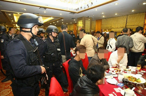 香港最大黑帮深圳聚会遭清查 160人被警方带走