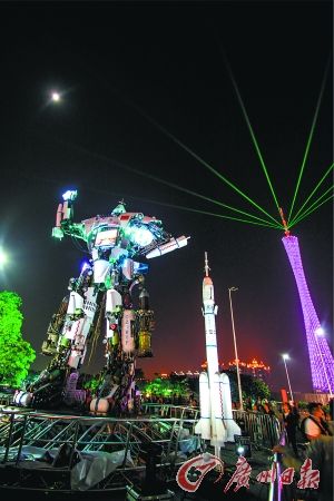2013年广州国际灯光节昨晚开幕 灯光绚烂_新