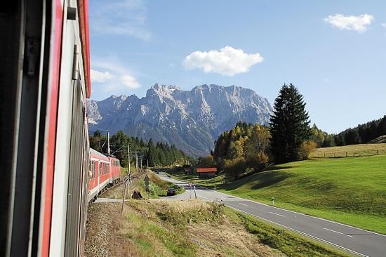 最美季节坐火车穿越欧洲_新浪中山