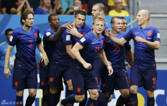 东道主巴西0-3遭荷兰横扫 无缘世界杯季军|巴西