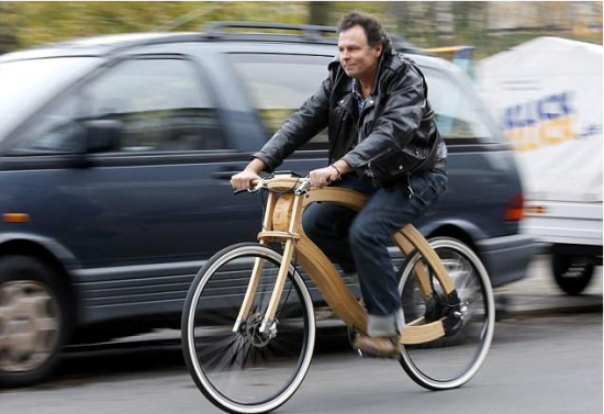 德国设计师发明木质纯电动自行车_新浪清远