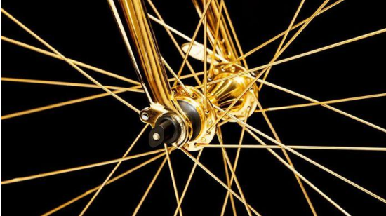 英国打造黄金土豪自行车标价25万英镑_新浪清