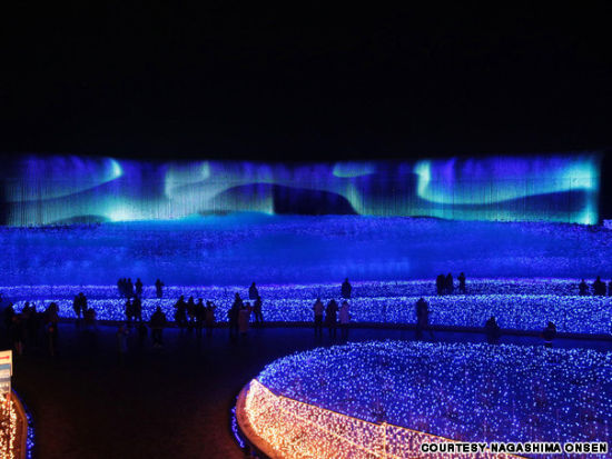 冬日亮晶晶：日本最大型灯光展览回归