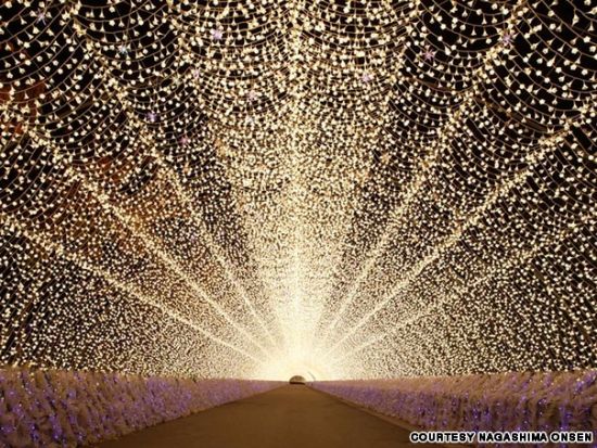 冬日亮晶晶：日本最大型灯光展览回归