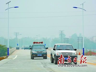 盐淮高速港区连接线工程建设步伐加快
