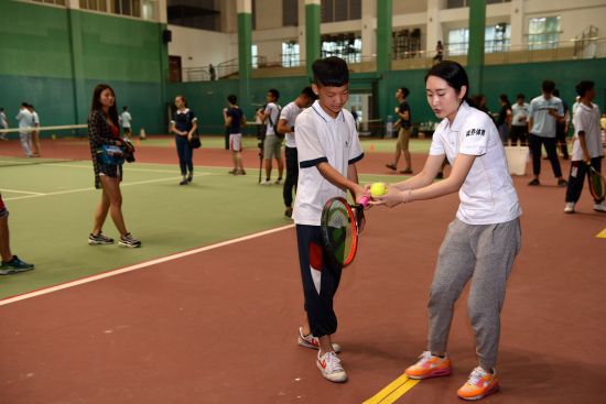 全国首个体育少年宫在广州体育学院启动_新浪