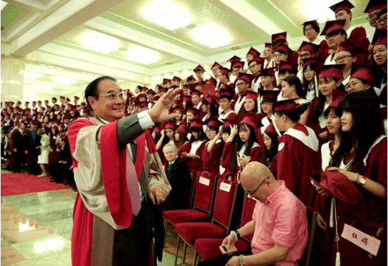 北京中加学校2015年毕业典礼在京举行_新浪中