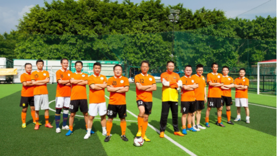 祝贺华工EMBA足球队夺得首届华南EMBA足球