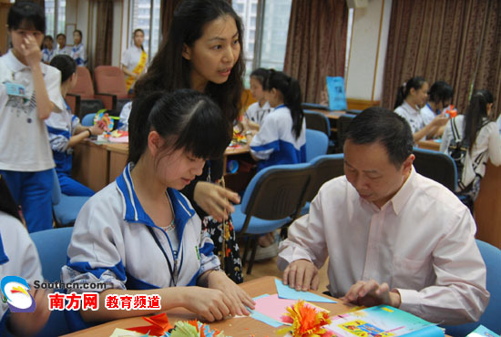 广州教育媒体中职探营团走进广州幼儿师范学校