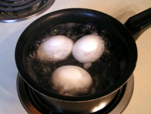 鸡蛋要煮多长的时间才能变得更好吃更营养_新